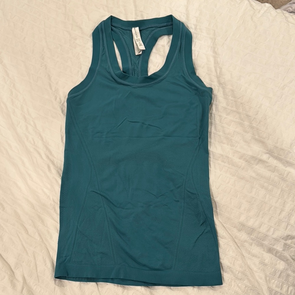 Athleta Blue Fitted Sleeveless Tank Top